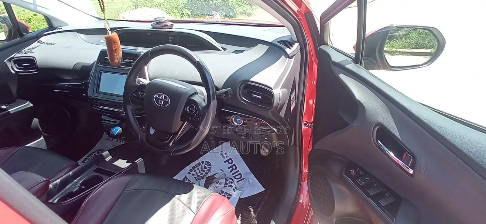 Toyota Prius 2020 Red