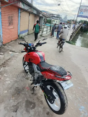 টিভিএস অ্যাপাচি আরটিআর ১৬০ ৪ভি ২০২১ লাল