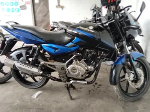 বাজাজ পালসার ১৫০ ২০১৫ ব্লু
