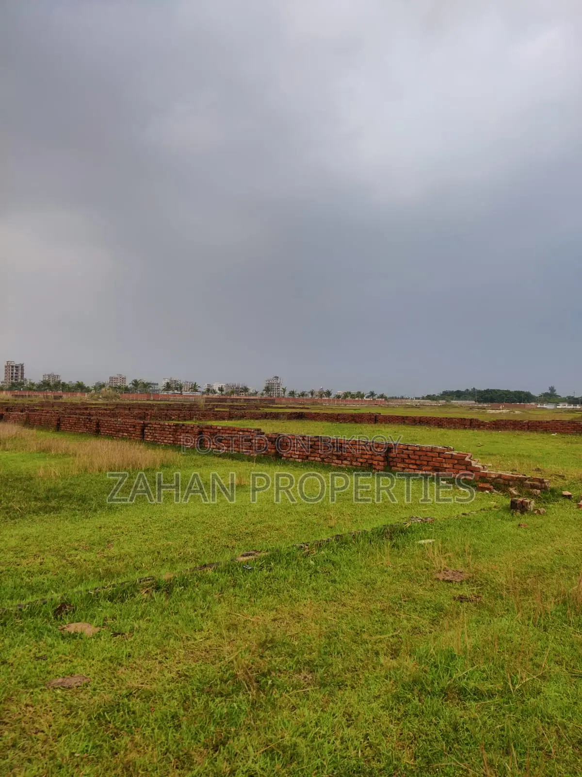 বসুন্ধরা পি-এক্সটেনশন ব্লক ৩ কাঠা প্লট বিক্রি
