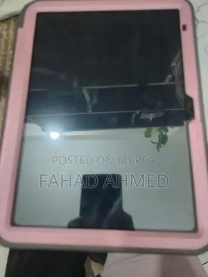 ল্যাপটপ অ্যাপল ম্যাকবুক এয়ার ৩২জিবি অ্যাপল এম৫ এইচডিডি ২৫৬জিবি