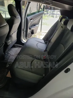 Toyota Prius 2019 White