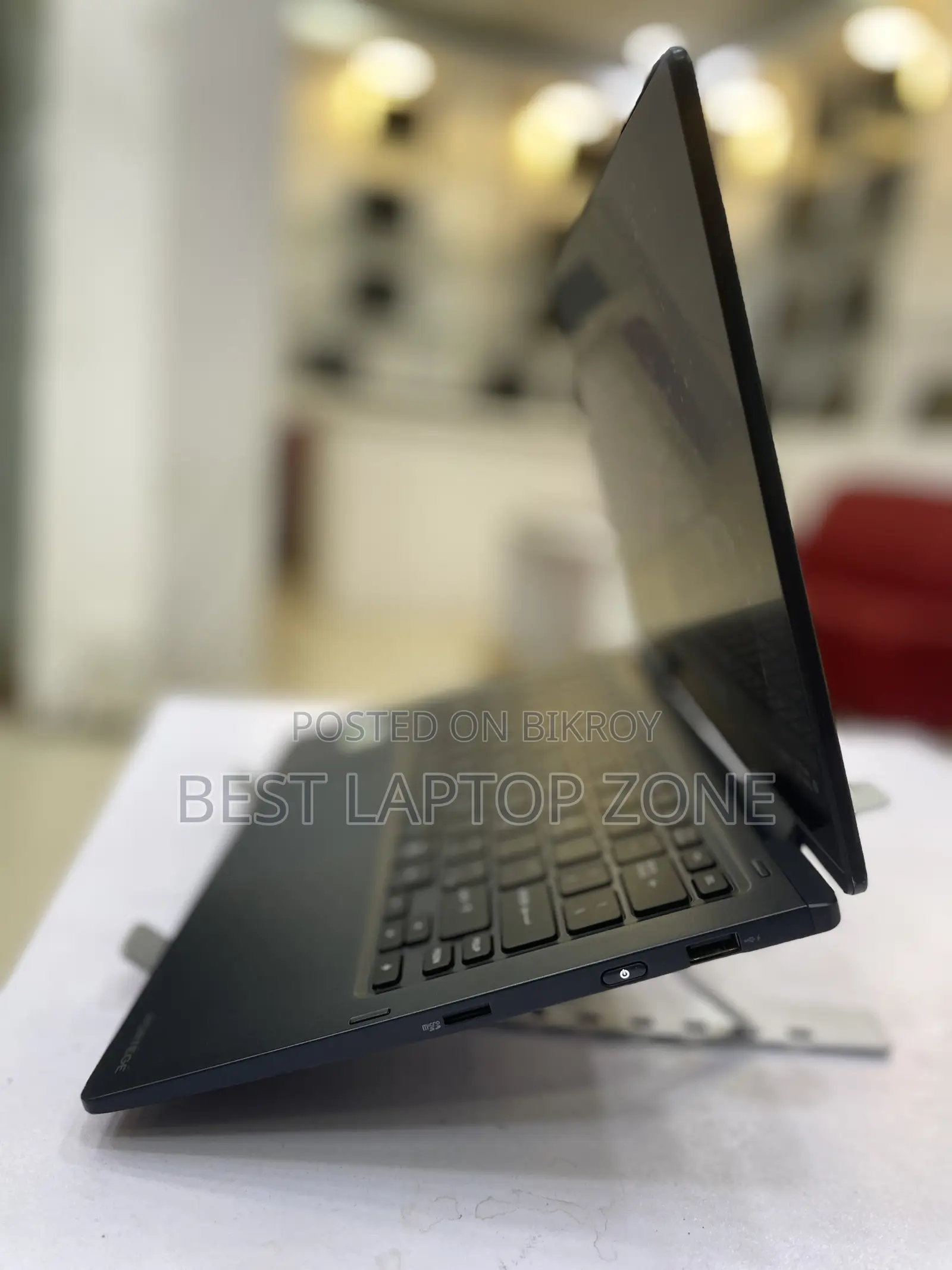 Laptop Toshiba dynaEdge DC-100 8GB Intel Core i5 SSD 256GB