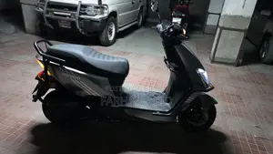 Revoo C32-Y 2025 গ্রে
