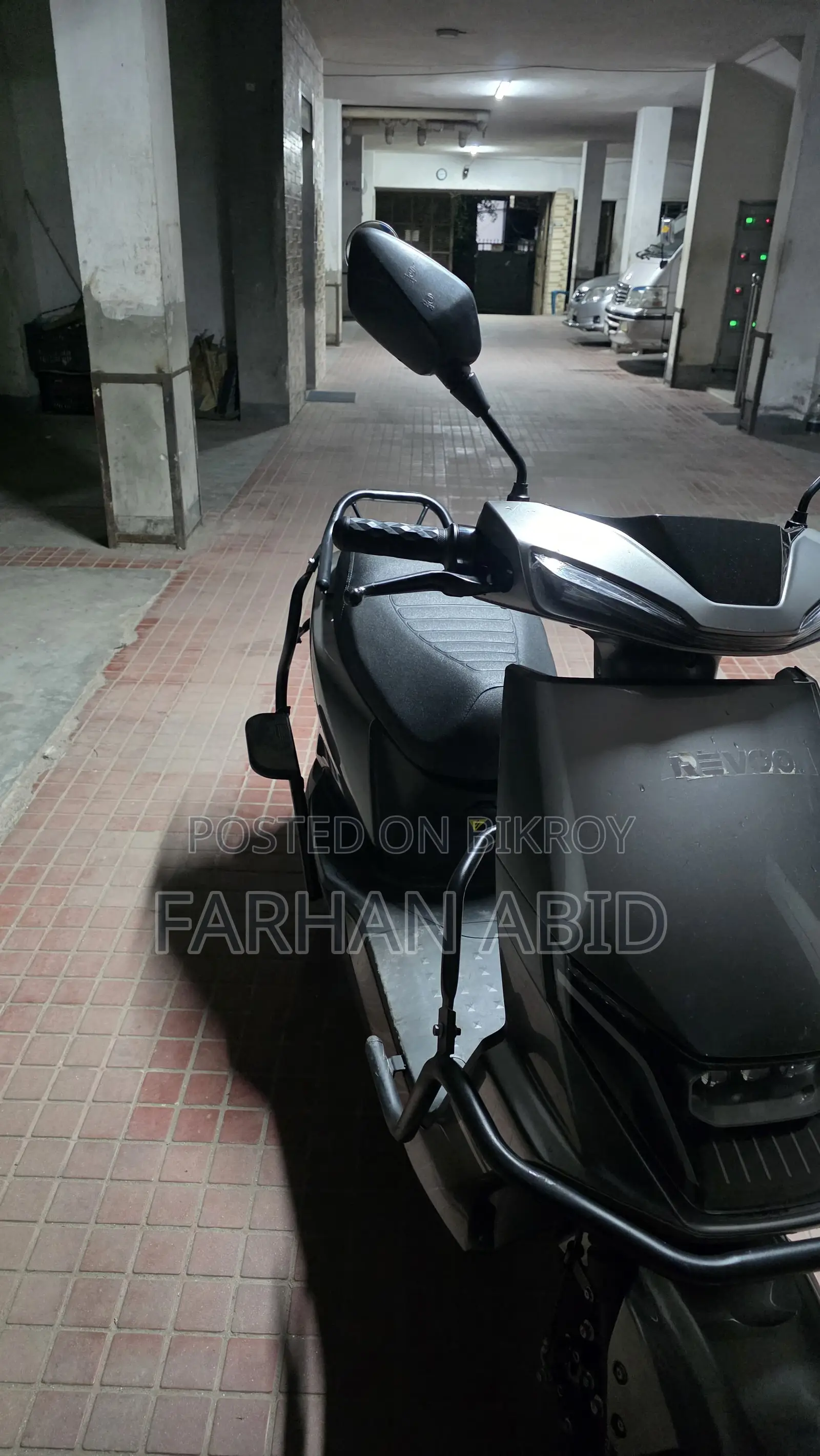 Revoo C32-Y 2025 গ্রে