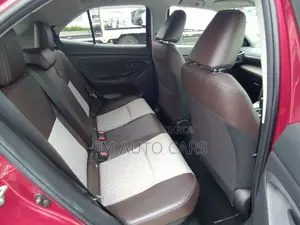 Toyota Yaris Cross 2021 Red