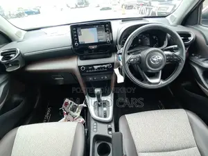 Toyota Yaris Cross 2021 Red