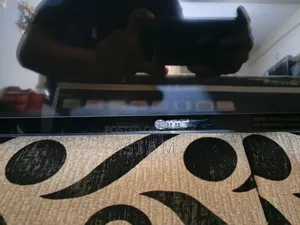 Unbranded TV (Mme)