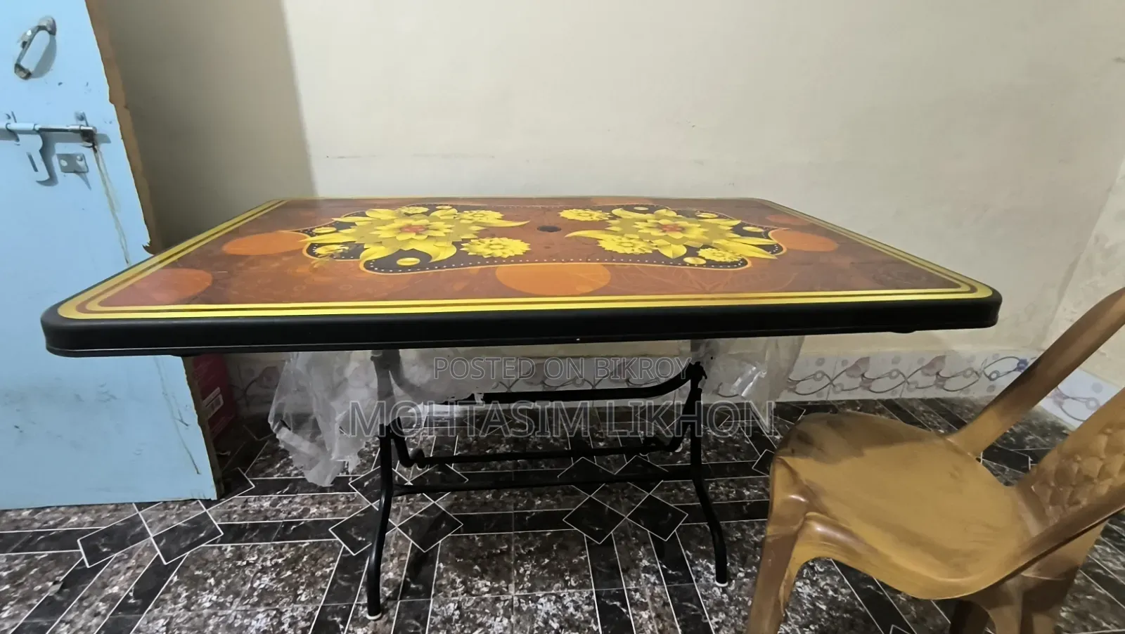 RFL Plastic Table