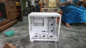 Desktop Computer 8GB AMD Ryzen 5 SSD 128GB