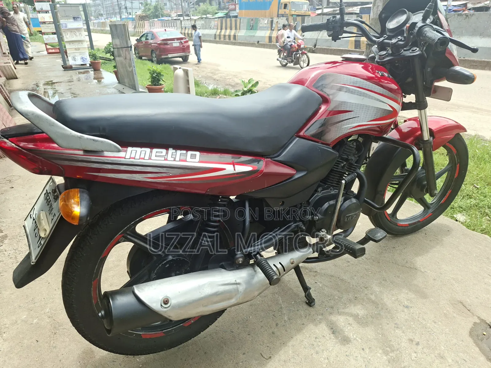 টিভিএস মেট্রো ২০১৯ লাল