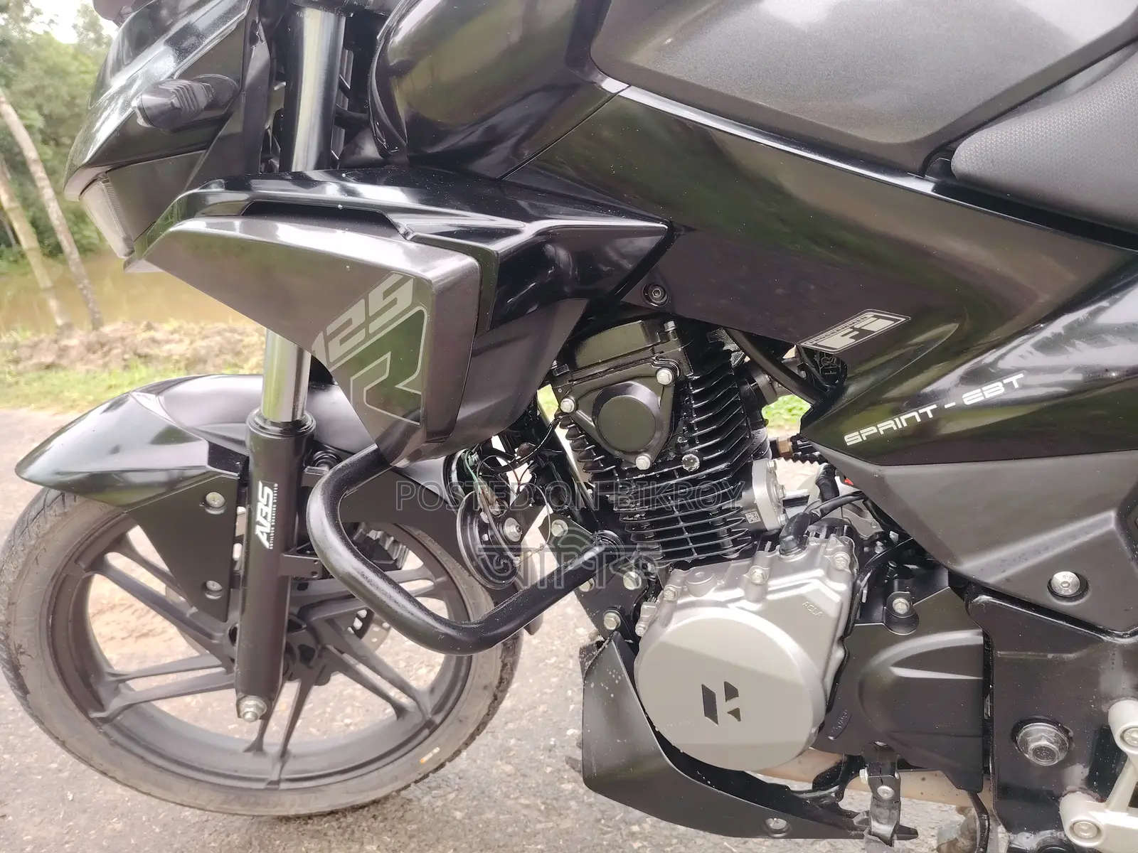 Hero Xtreme 125R 2024 Black