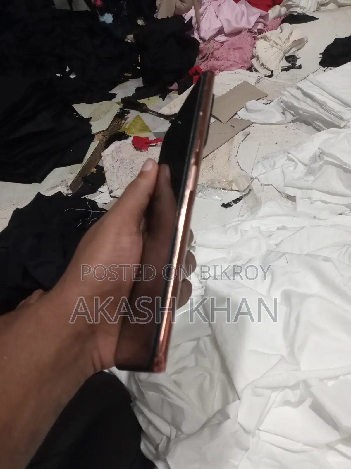 অ্যাপল ১২৮ জিবি
