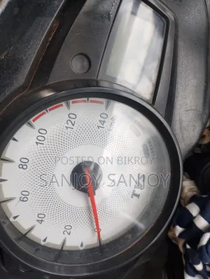 টিভিএস মেট্রো প্লাস ২০১৫ কালো
