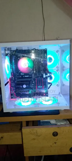 Desktop Computer Asus 20GB Intel Core i7 SSD 128GB