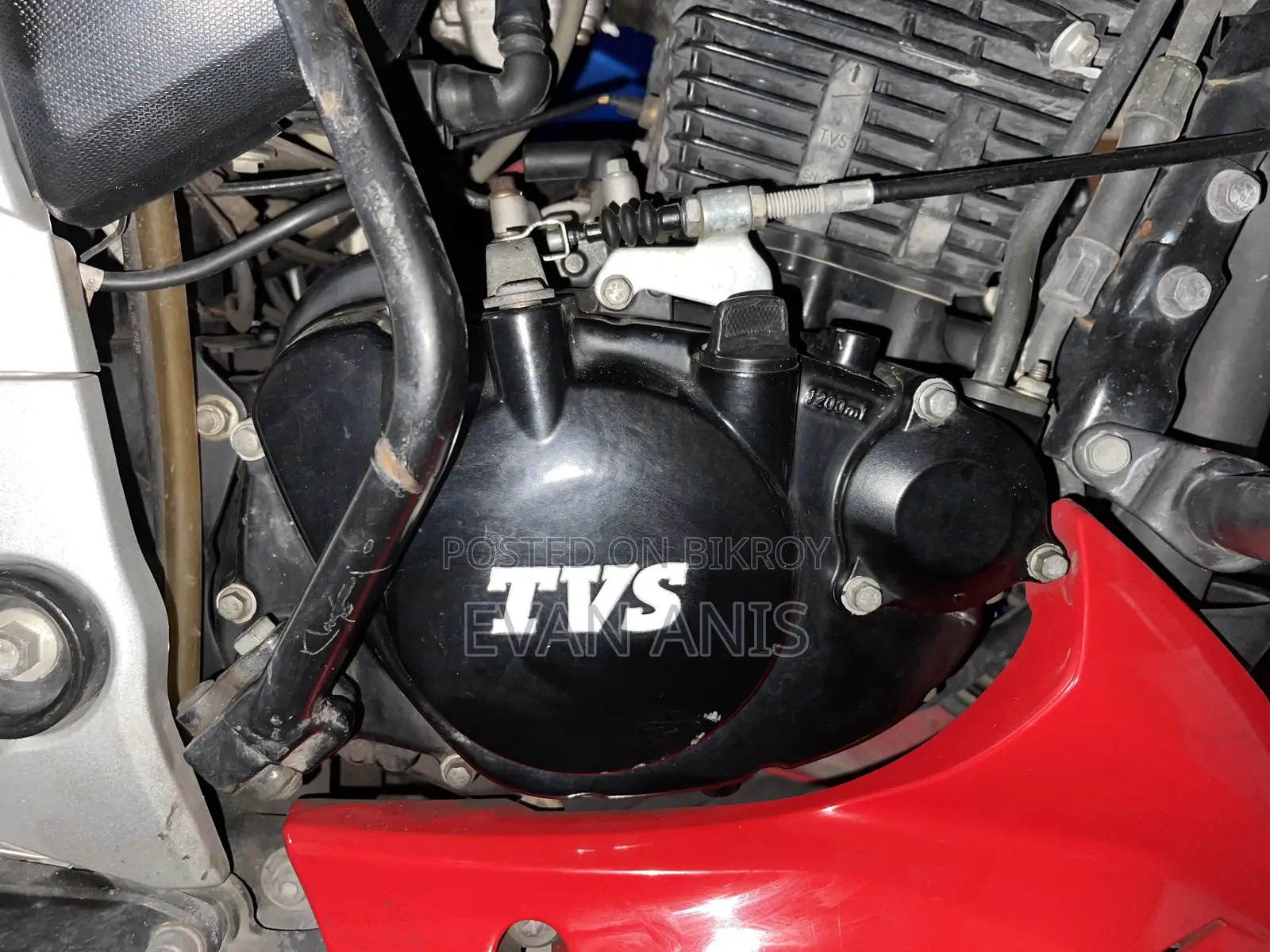 TVS Apache RTR 160 4V 2023 Red