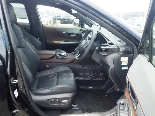 Toyota Harrier 2.5 Hybrid 2021 Black