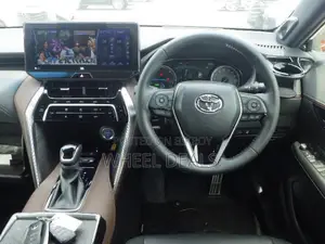 Toyota Harrier 2.5 Hybrid 2021 Black