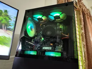 Desktop Computer 16GB AMD Ryzen 7 SSD 512GB