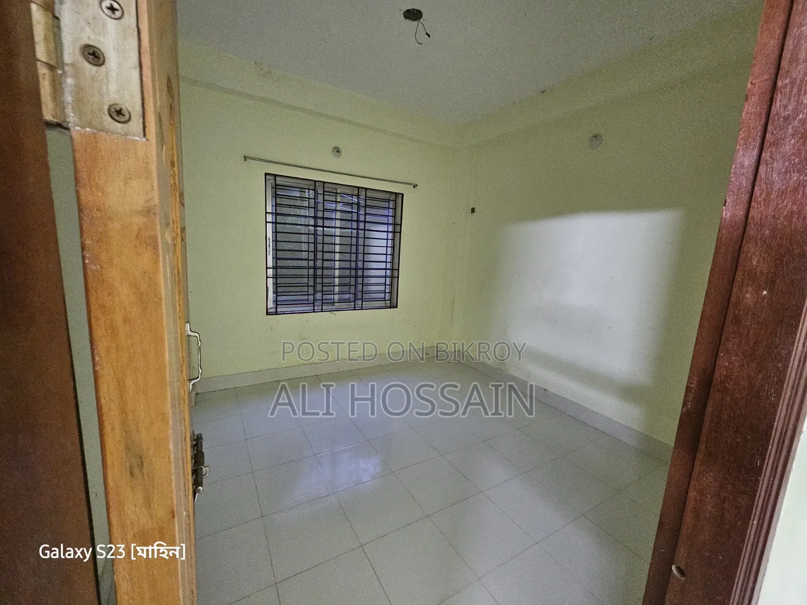 5 Bedroom Apartment in Mahin Vila, Bhola Sadar for rent