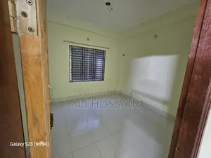 5 Bedroom Apartment in Mahin Vila, Bhola Sadar for rent
