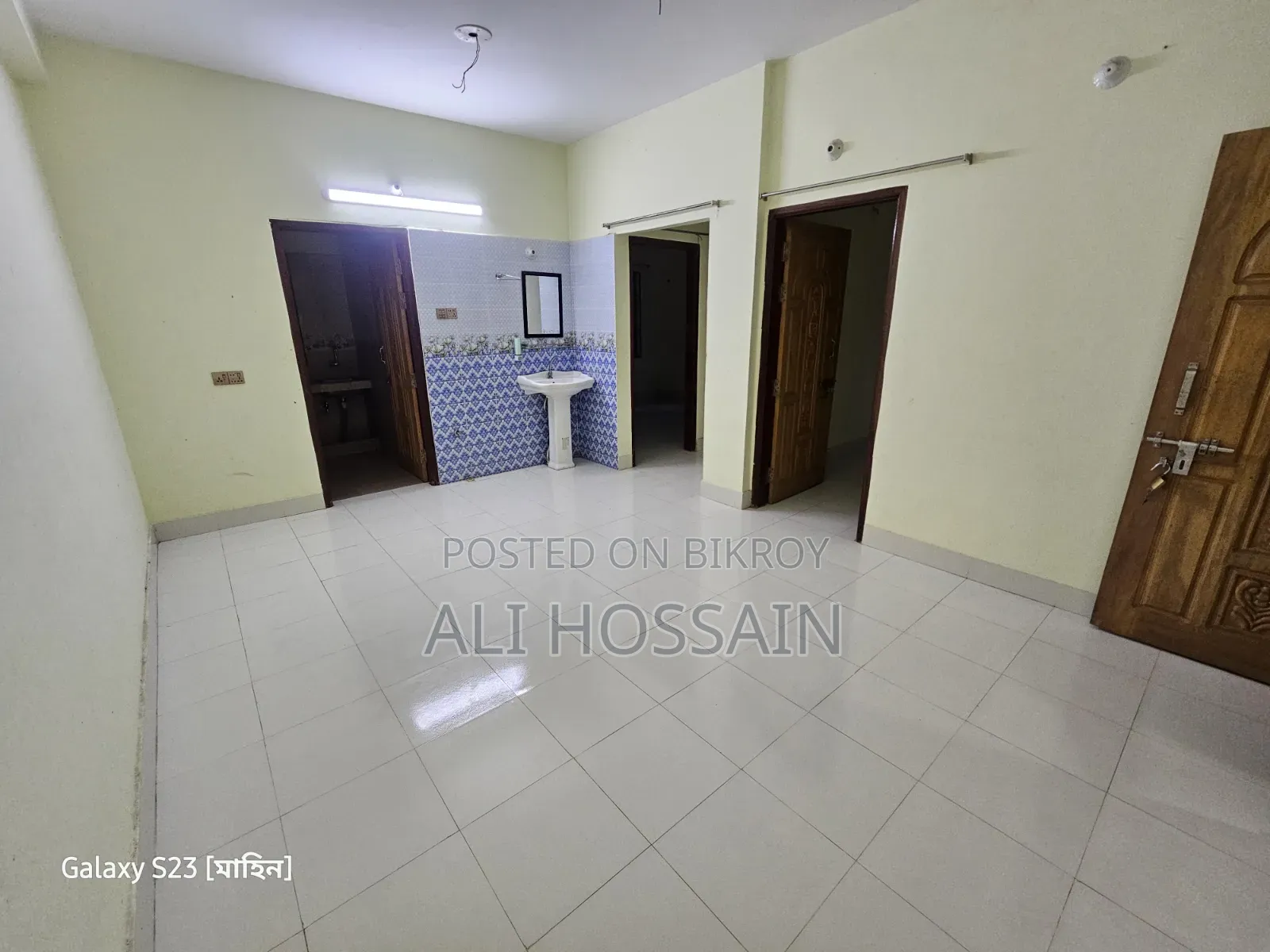 5 Bedroom Apartment in Mahin Vila, Bhola Sadar for rent