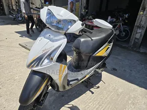 Hero Pleasure 2021 White