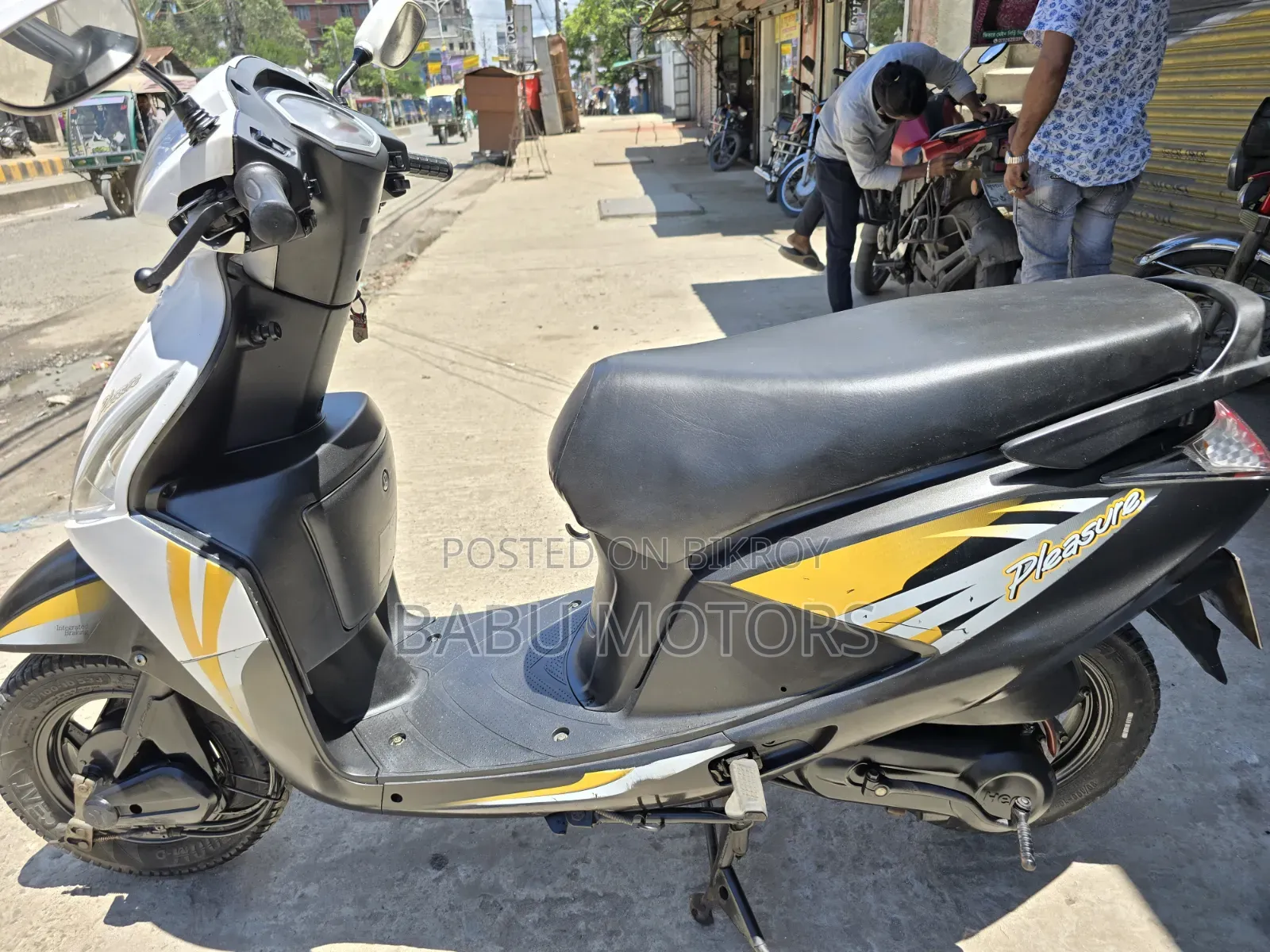 Hero Pleasure 2021 White