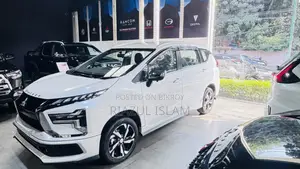 মিতসুবিশি এক্সপ্যান্ডার ২০২৫ পার্ল