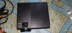 Smart Portable Projector (Model: L36P).