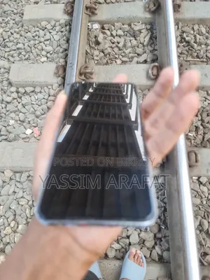 রিয়েলমি ৮ ৫জি ১২৮ জিবি সাদা