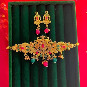 ✨ Royal Elegance in Every Detail! 👑