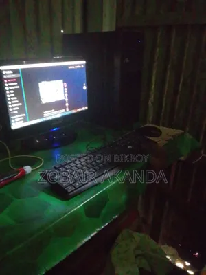 ডেস্কটপ কম্পিউটার স্যামসাং ৮জিবি ইন্টেল কোর আই৫ এইচসিসি ৫০০জিবি