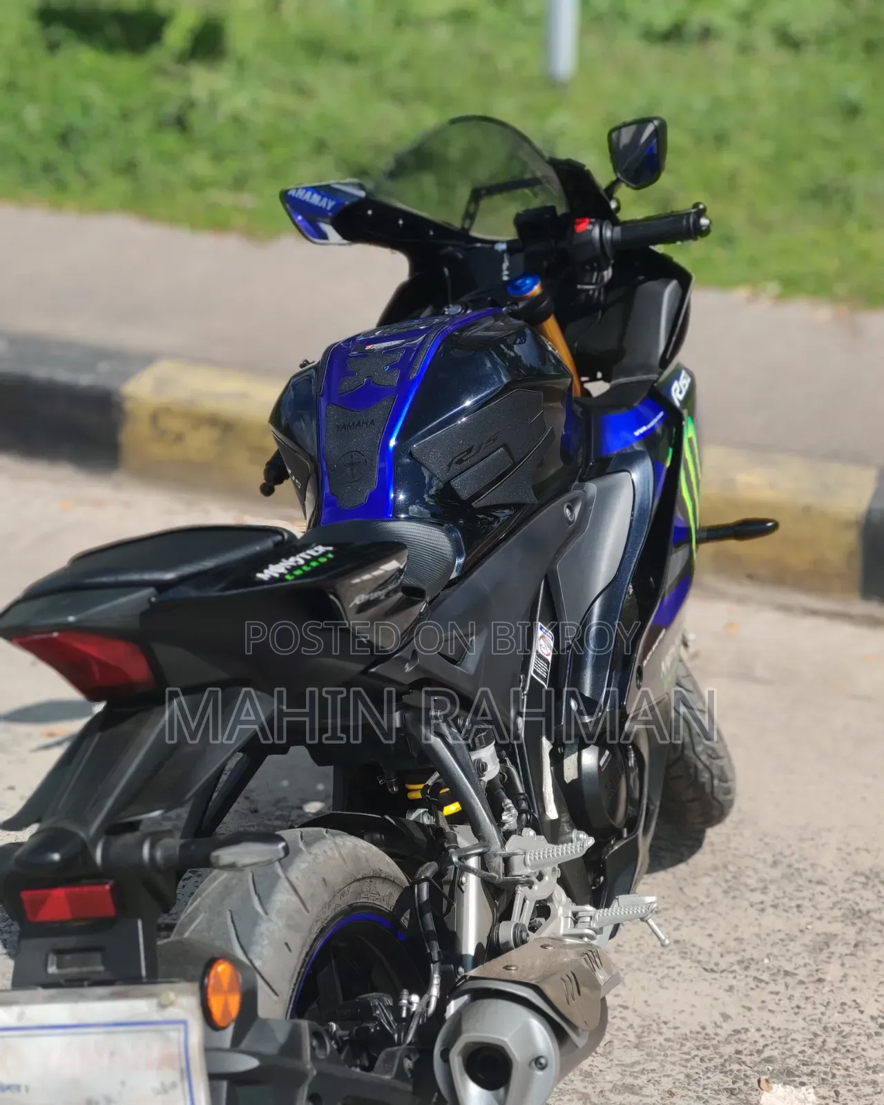 ইয়ামাহা আর১৫এম ২০২৬ ব্ল্যাক