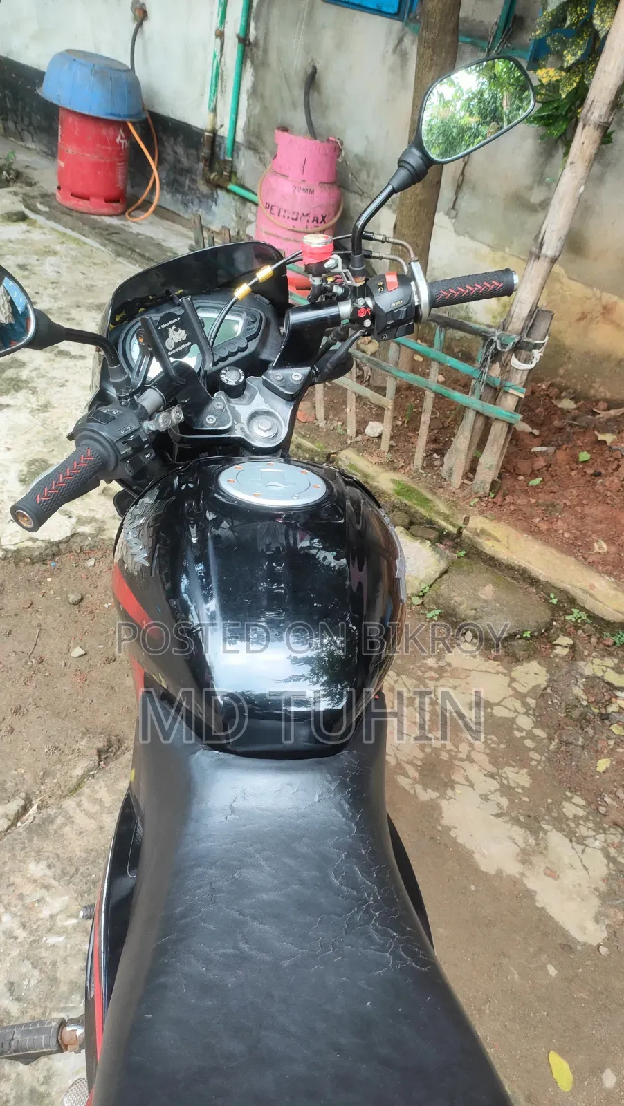 বাজাজ পালসার ১৫০ ২০১৪ ব্ল্যাক