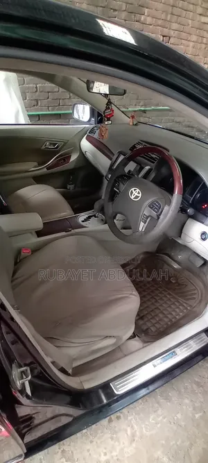 Toyota Premio 2011 Black