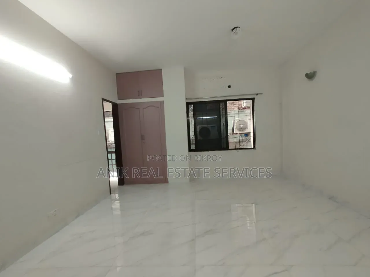 গুলশানের অনিক রিয়েল এস্টেটে ৪ বেডরুমের অ্যাপার্টমেন্ট ভাড়া দেওয়া হবে