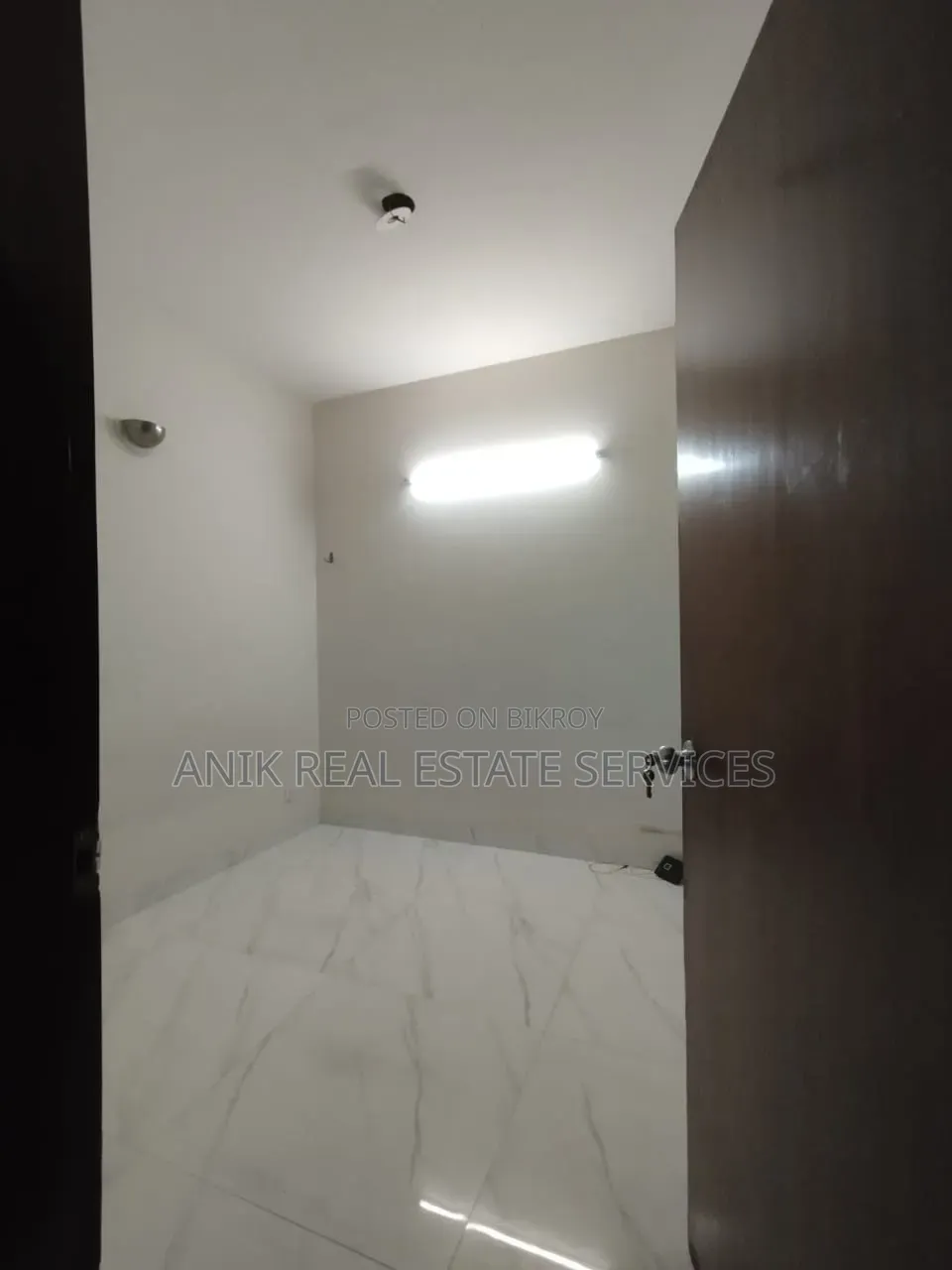 গুলশানের অনিক রিয়েল এস্টেটে ৪ বেডরুমের অ্যাপার্টমেন্ট ভাড়া দেওয়া হবে