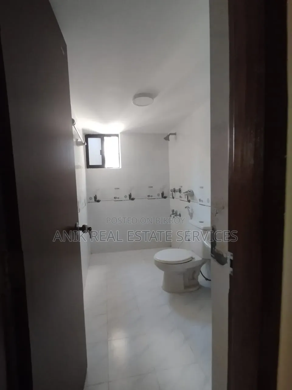 গুলশানের অনিক রিয়েল এস্টেটে ৪ বেডরুমের অ্যাপার্টমেন্ট ভাড়া দেওয়া হবে