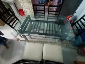 ওটবি ফার্নিচার ডাইনিং টেবিল