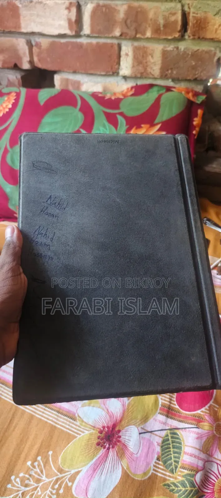 ল্যাপটপ মাইক্রোসফট সারফেস প্রো ৩ ৪ জিবি ইন্টেল কোর আই৫ এসএসডি ১২৮ জিবি