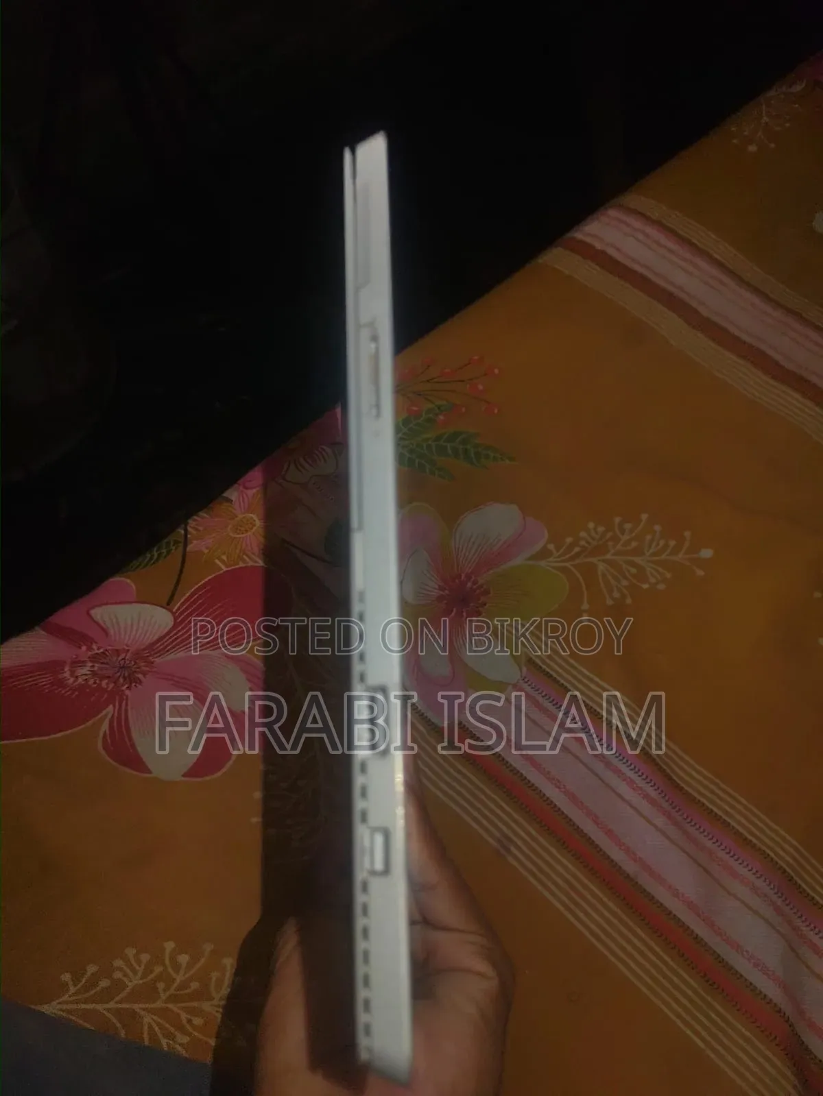 ল্যাপটপ মাইক্রোসফট সারফেস প্রো ৩ ৪ জিবি ইন্টেল কোর আই৫ এসএসডি ১২৮ জিবি