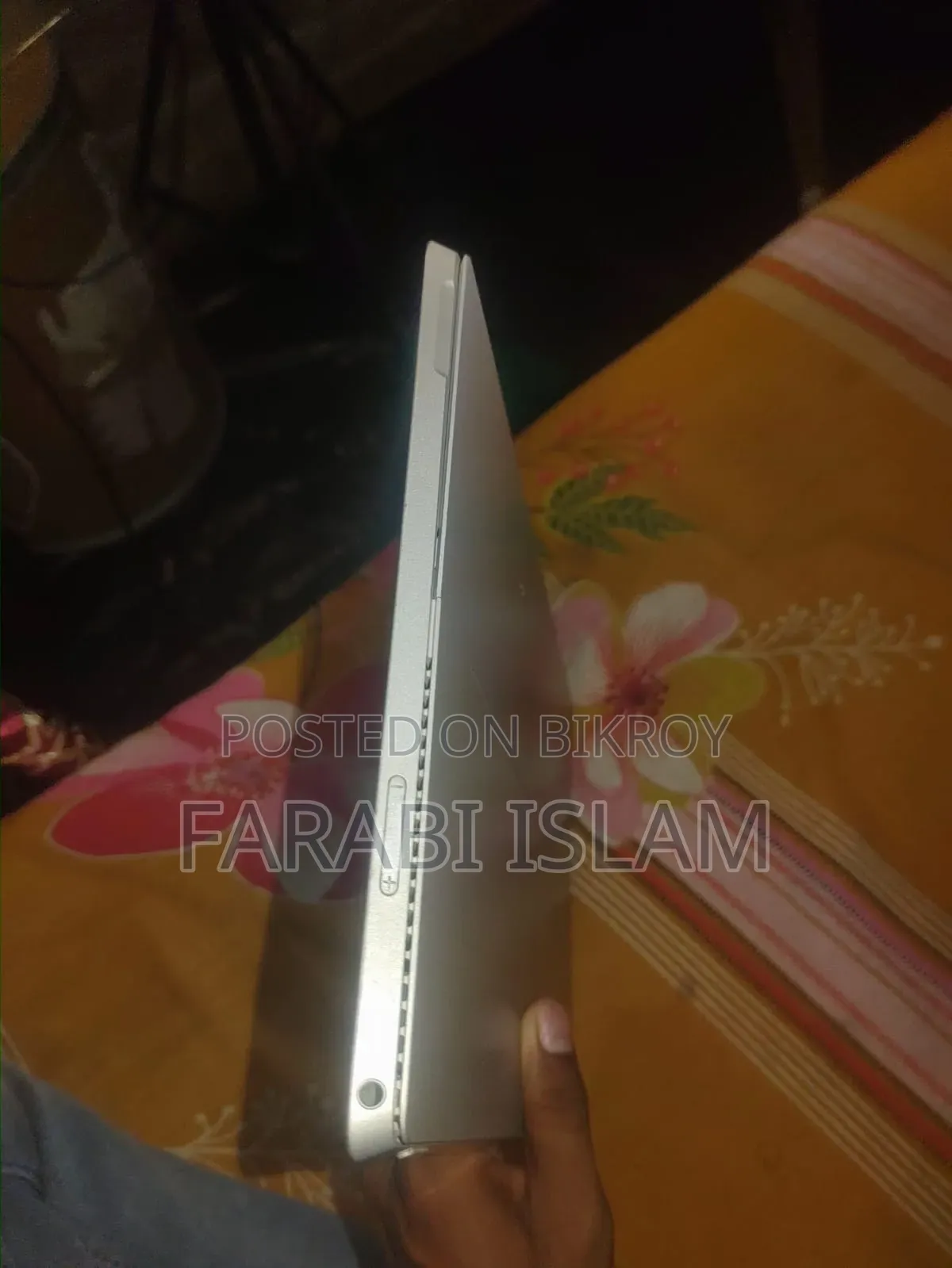 ল্যাপটপ মাইক্রোসফট সারফেস প্রো ৩ ৪ জিবি ইন্টেল কোর আই৫ এসএসডি ১২৮ জিবি