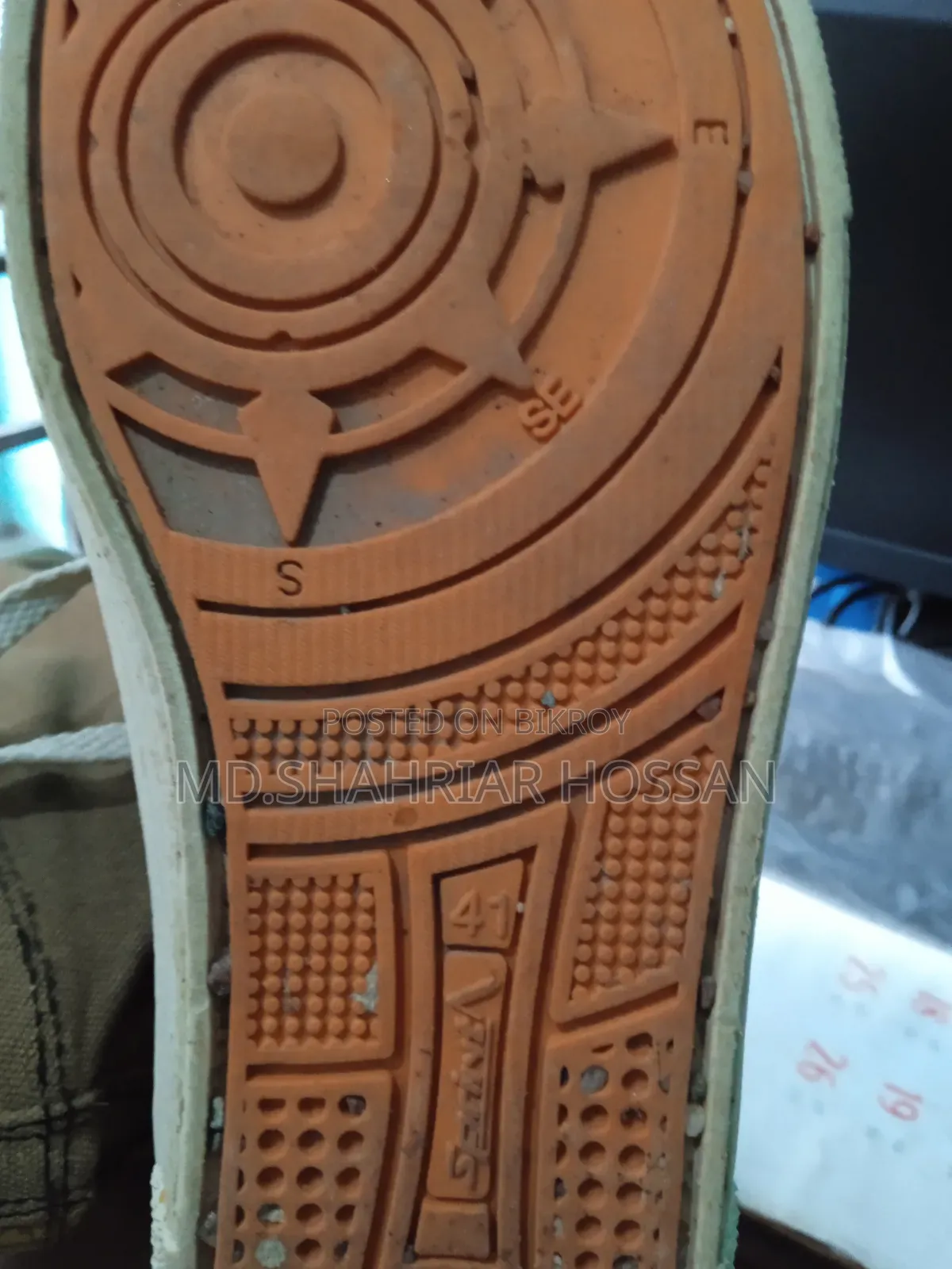 Size 41 Er Sneakers