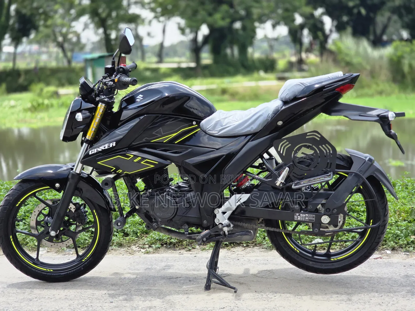 নতুন সুজুকি জিক্সার ২০২৬ কালো