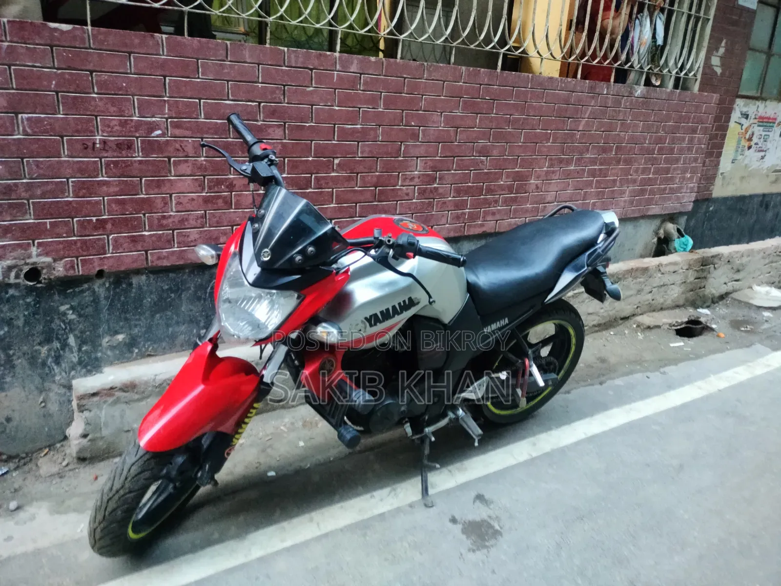 Yamaha FZ 2011