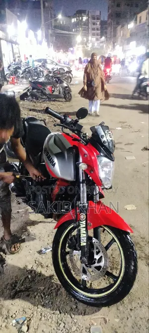 Yamaha FZ 2011