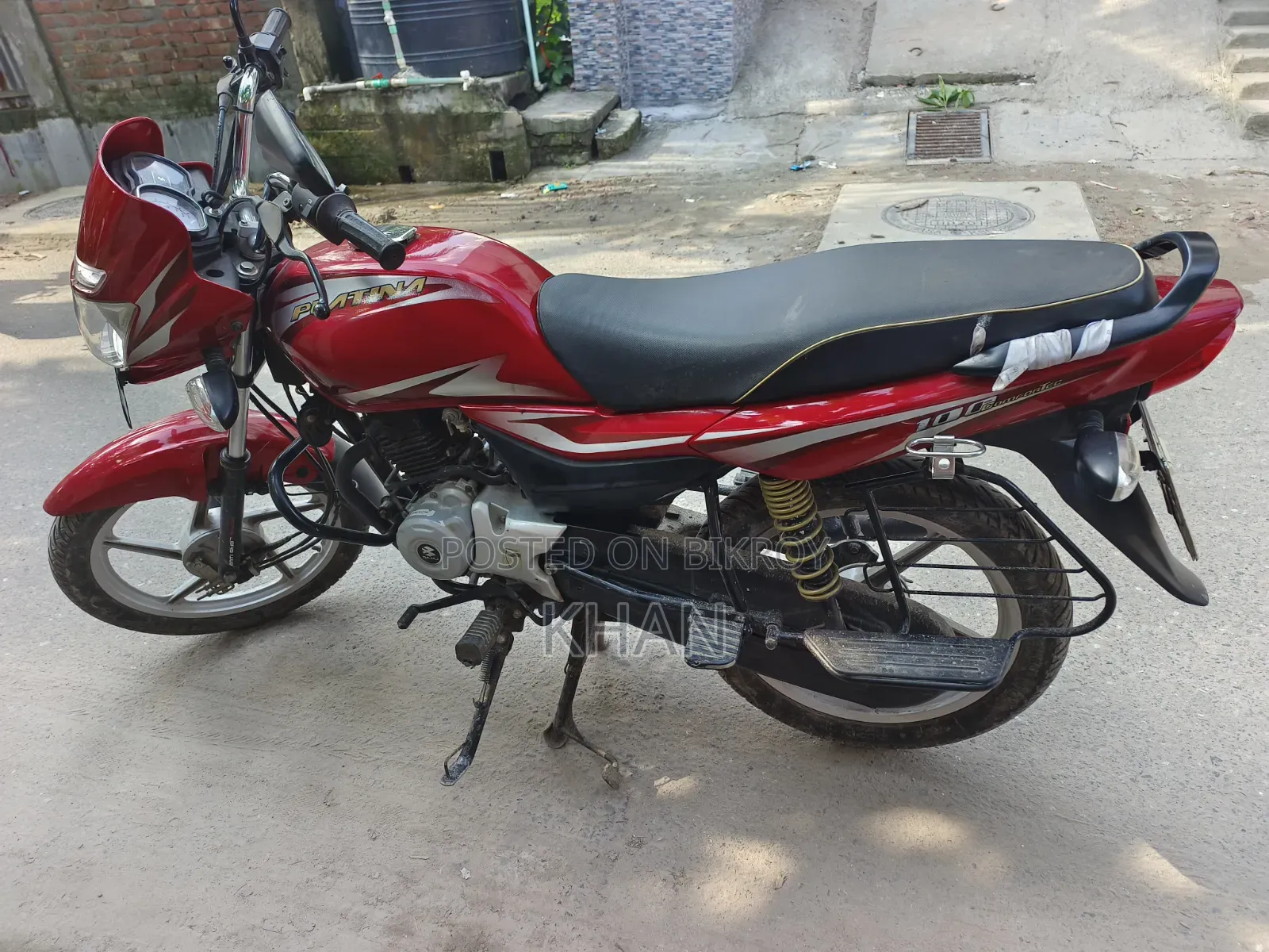 Bajaj Platina 100 2022 Red