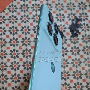 নতুন মটোরোলা এজ ৬০ ফিউশন ২৫৬ জিবি