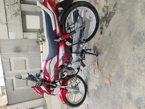 Hero HF Deluxe 2026 Red